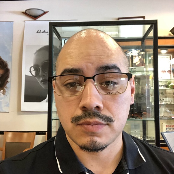 Meet your Posher, Eric - Picture 1 of 2